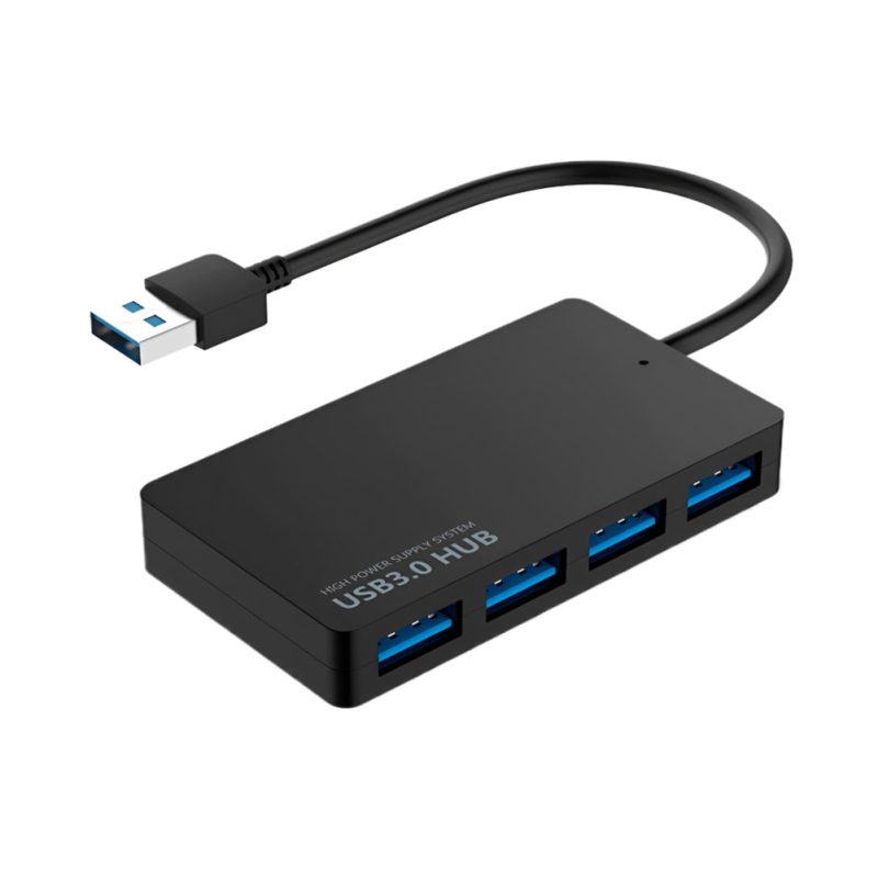 Un hub USB 3.0 negro con cuatro puertos y cable corto conecta varios periféricos con una estructura compacta de plástico ABS.