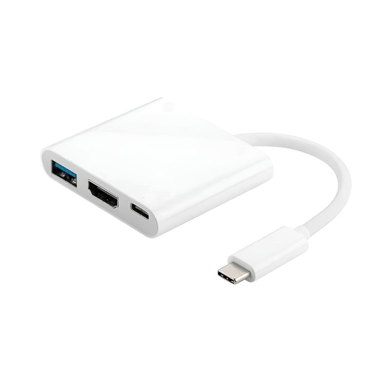Un adaptador USB-C blanco de diseño compacto muestra puertos USB-A, HDMI y USB-C junto a un conector USB-C de salida sobre fondo blanco.