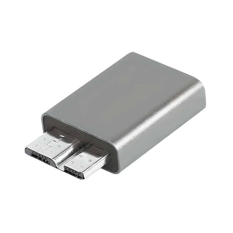 Un adaptador USB 3.1 tipo C a micro USB 3.0 conectado a un dispositivo con puerto micro USB. RayoShop