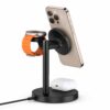 Base de carga inalámbrica Awei 3 en 1 negra con soporte para iPhone, Apple Watch y AirPods, con diseño plegable y vertical, compacto sobre mesa.
