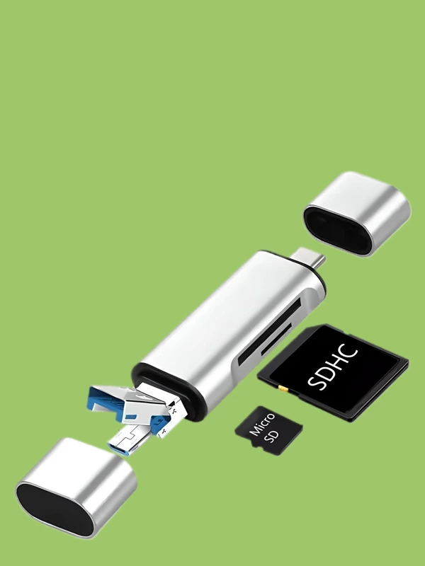 Lector MicroSD y SD plateado con adaptador USB-C y ranuras para tarjetas SDHC y Micro SD, en la categoría de Lectores de Memoria.