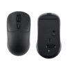 Mouse inalámbrico recargable negro con diseño vertical, rueda central y base ergonómica, visto por delante y por debajo sobre fondo blanco.